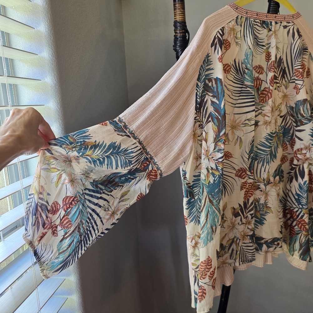 Johnny Was Beige and Blue Floral Blouse. 28" long, 24" chest. - Picture 7 of 8
